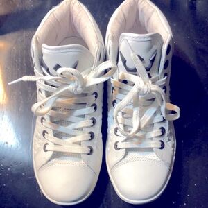 Miggy White Sneakers